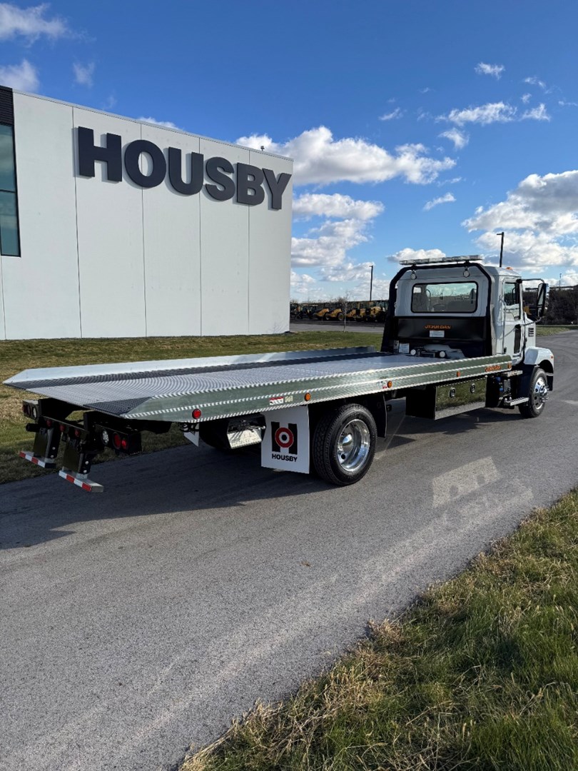 2024 MACK MD6 - USED TRUCKS FLAT BED - image 6